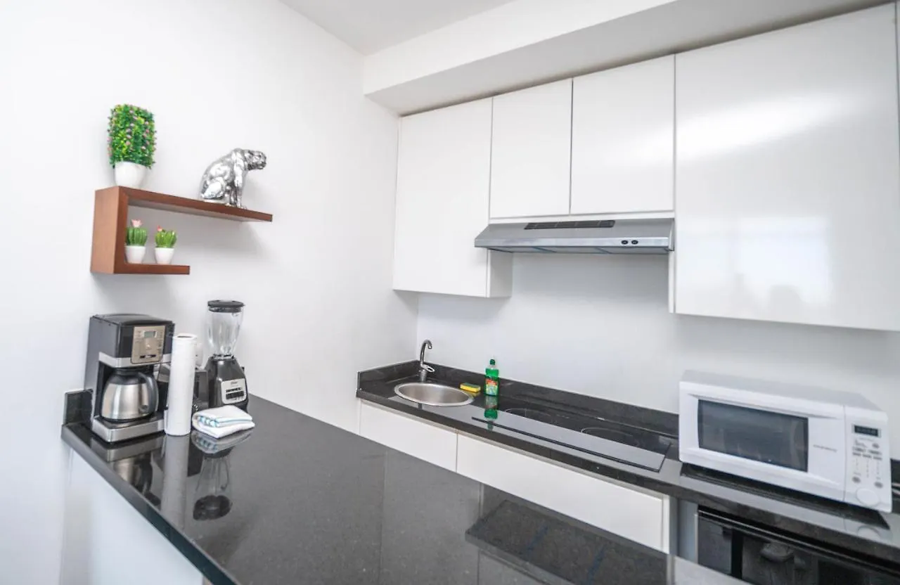 404 Vanessa - Modern Apt Ideal For A Couple, Centrally Located Near The Beaches Playa del Carmen Apartment
